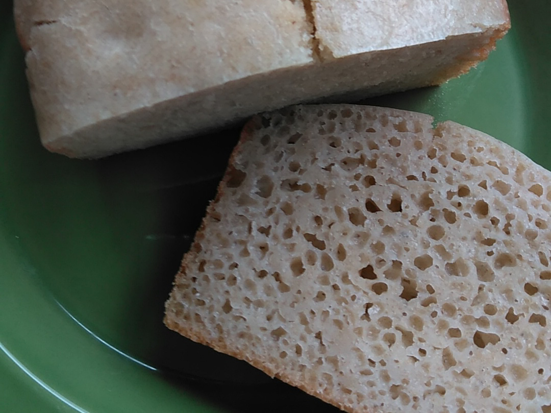 グルテンフリーの玄米パン